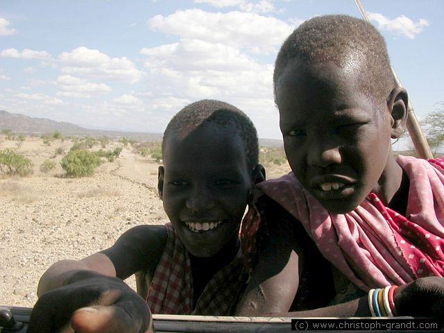 curious Maasai children
