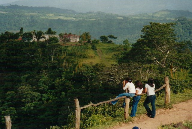 Images/nica_sel_168.jpg
