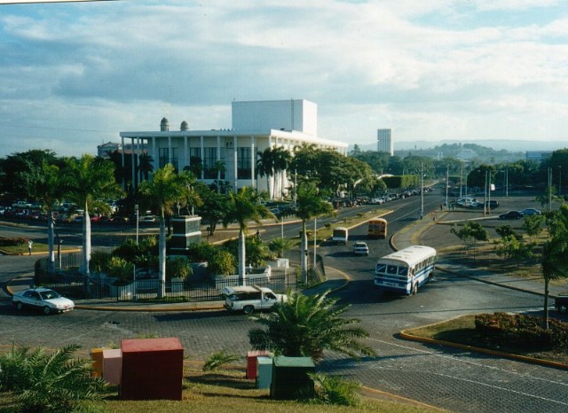 Images/nica_sel_178.jpg