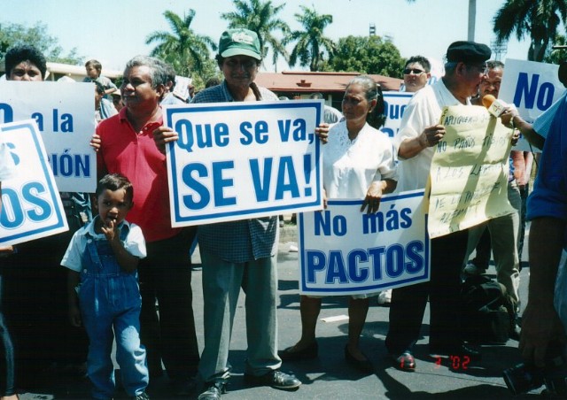 Images/nica_sel_187.jpg