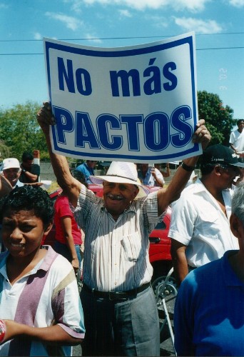 Images/nica_sel_188.jpg